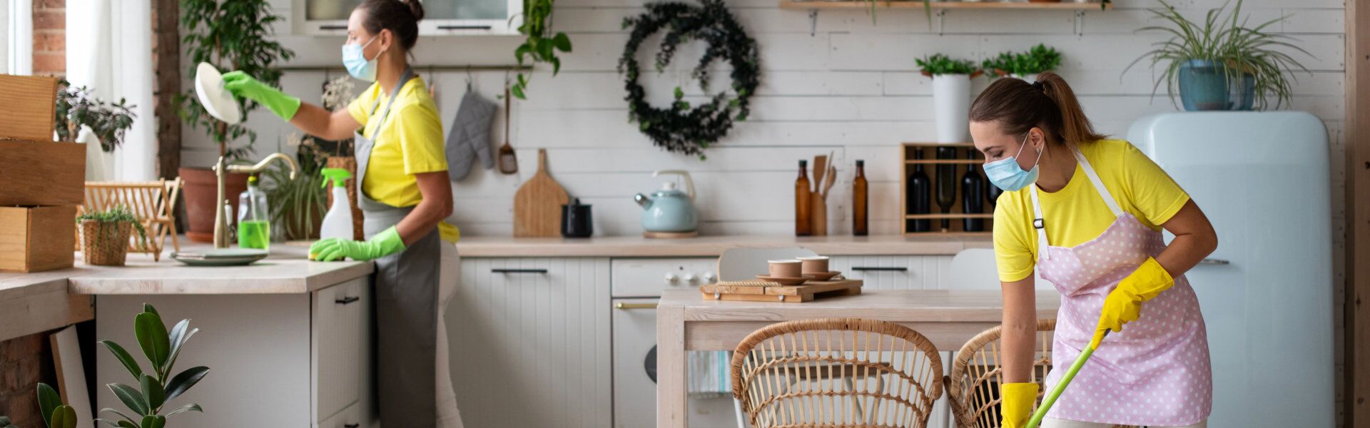 General cleaning of the kitchen. Professional housekeeping service.